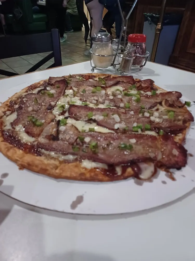 Beef Brisket Pizza